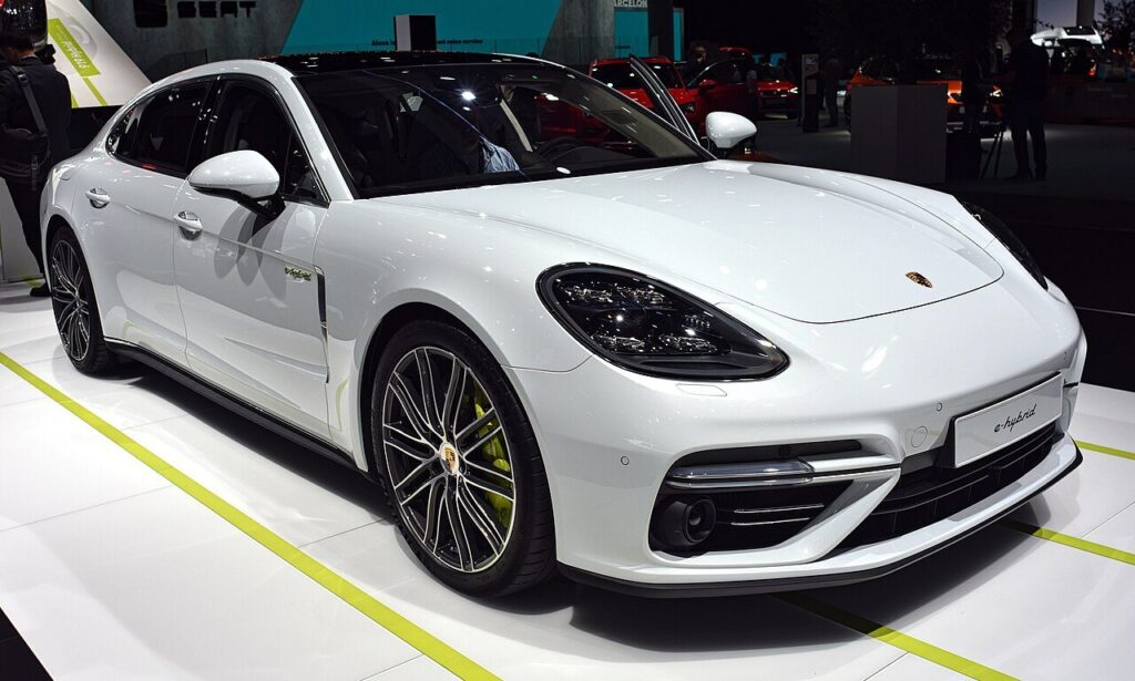 Porsche Panamera (971)
