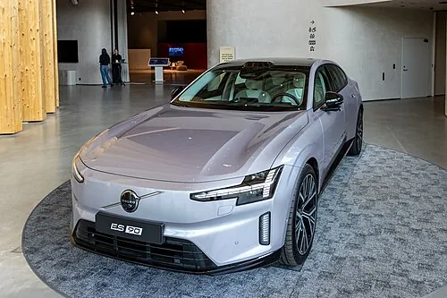 Volvo ES90